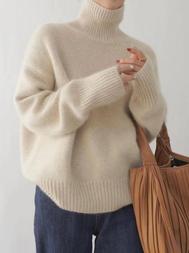 Women's ribbed turtleneck jumper with long sleeves and ribbed trims