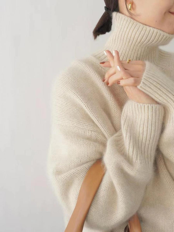 Women's ribbed turtleneck jumper with long sleeves and ribbed trims