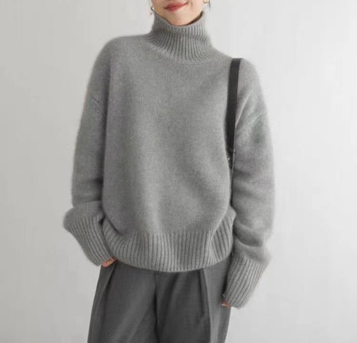 Women's ribbed turtleneck jumper with long sleeves and ribbed trims