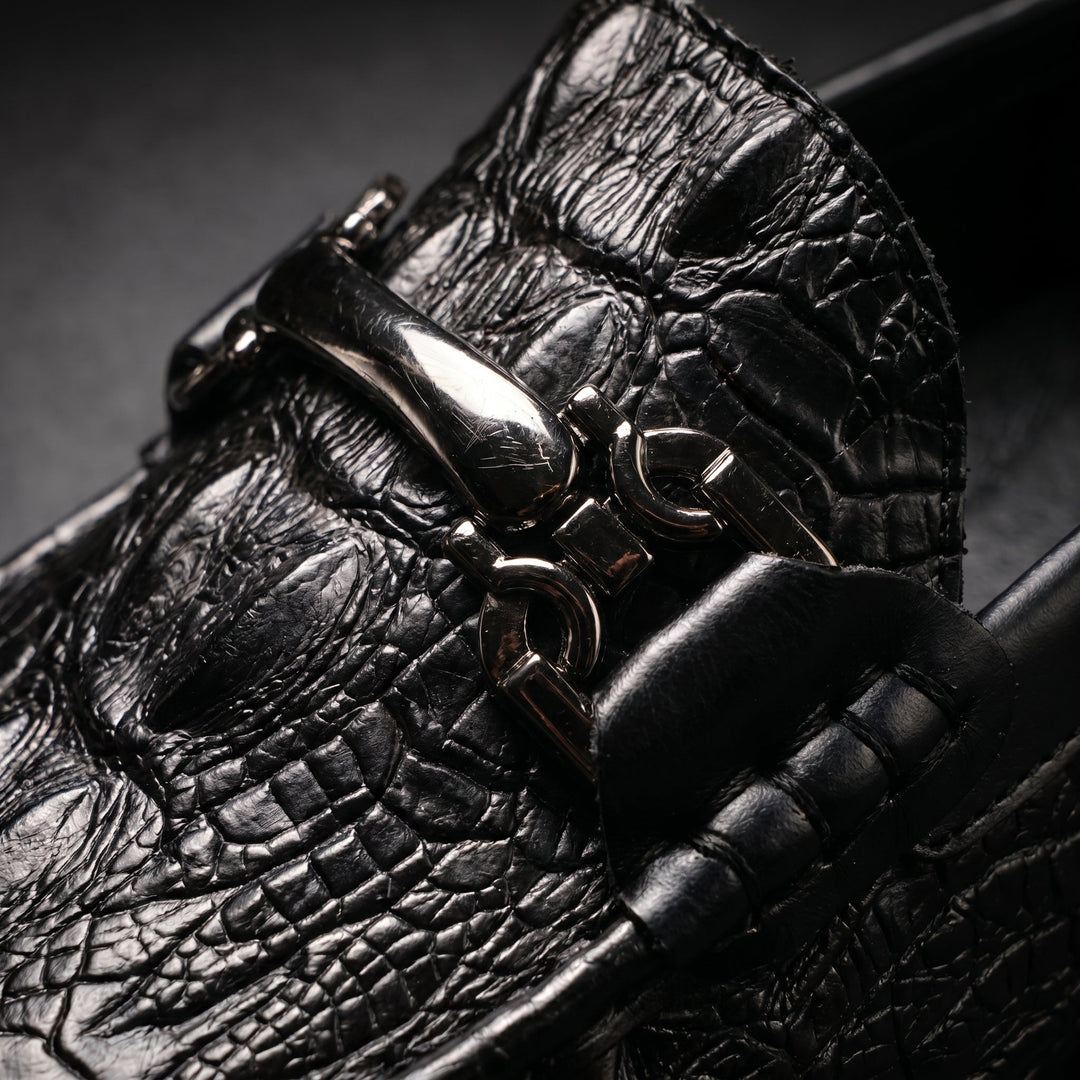 Croc texture loafers with metal bit detail and rounded toes