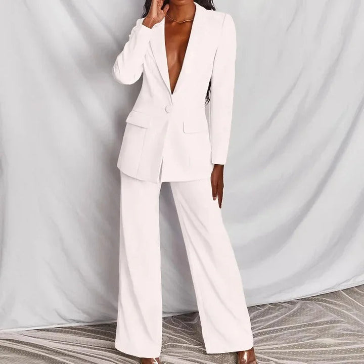 Women's tailored blazer and wide-leg trousers set with long sleeves