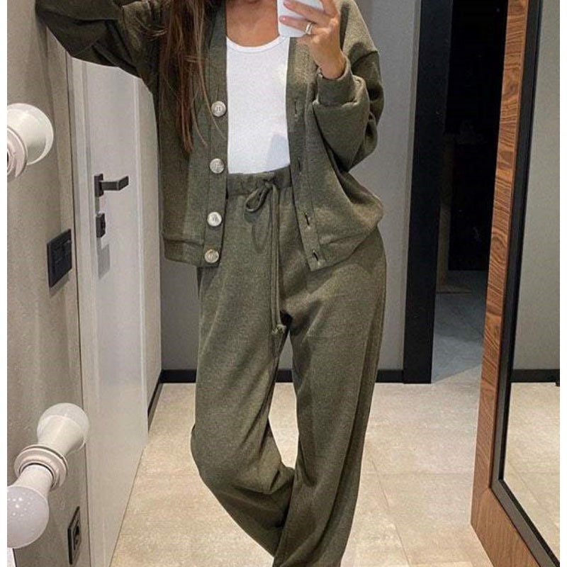 Women's knitted V-neck cardigan and relaxed trousers two-piece set