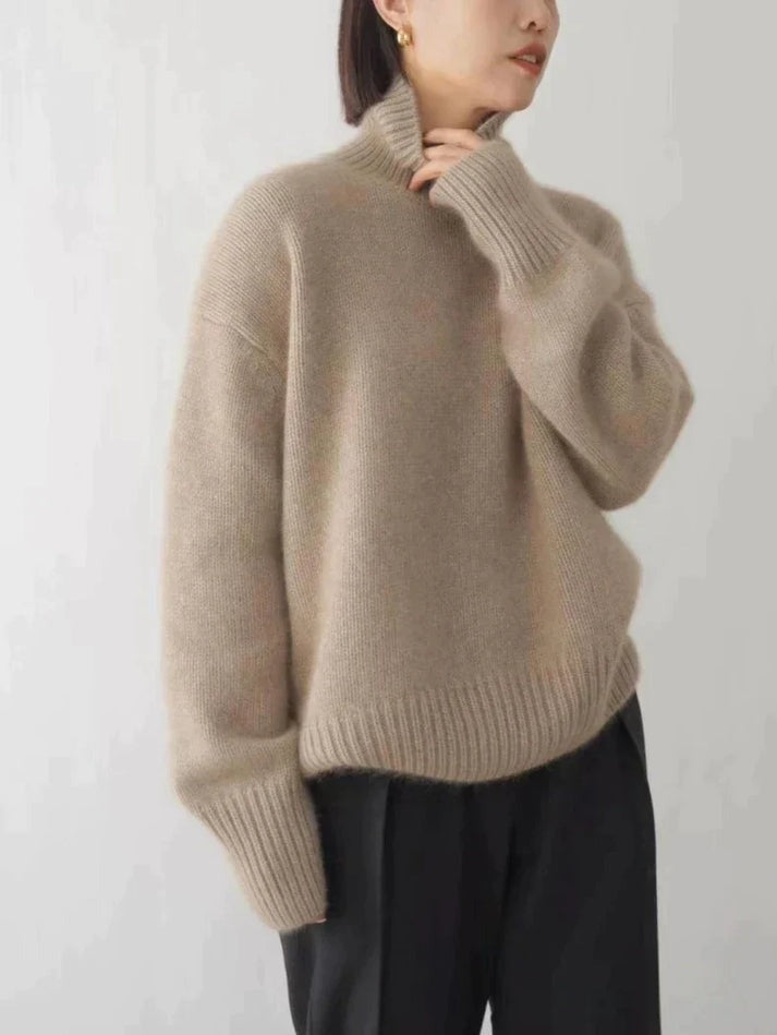 Women's plain ribbed turtleneck jumper with long sleeves and relaxed fit