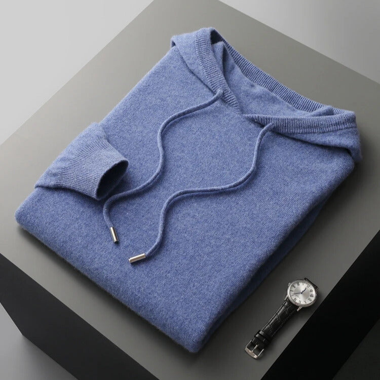Men's plain pullover hoodie with drawstring hood and ribbed trims