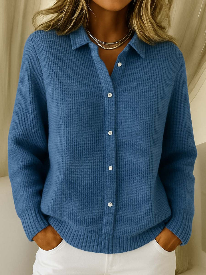Women's ribbed cardigan with shirt collar, long sleeves and button front