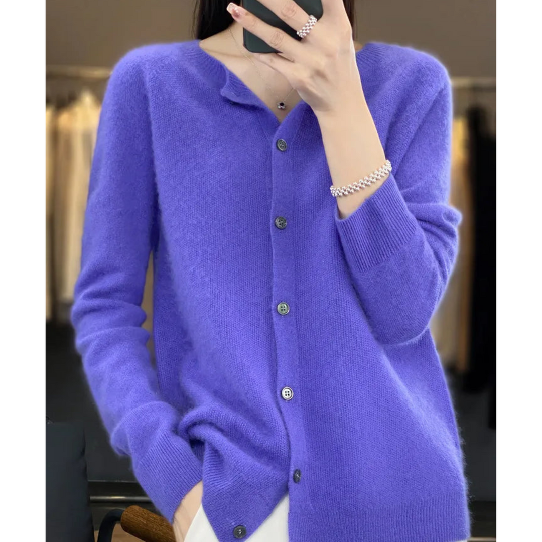 Women's long-sleeved knitted button-front cardigan