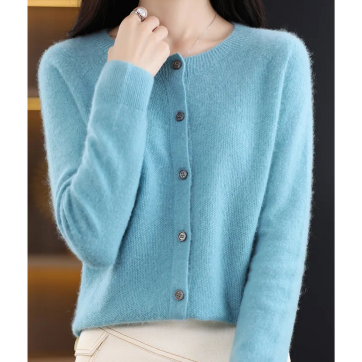 Women's long-sleeved knitted button-front cardigan