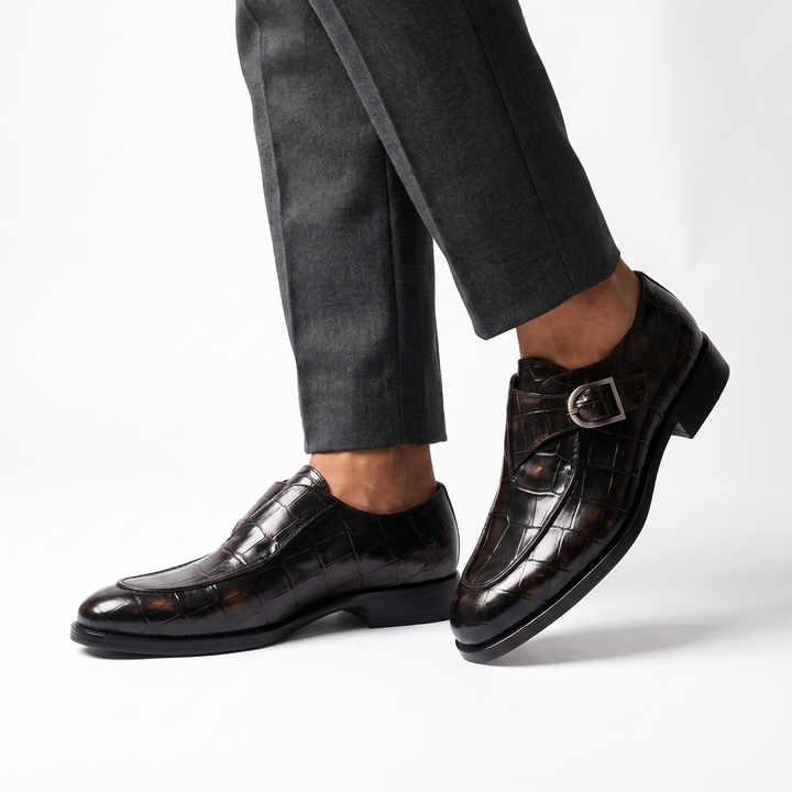 Men's glossy crocodile-effect loafers with buckle straps and low heels