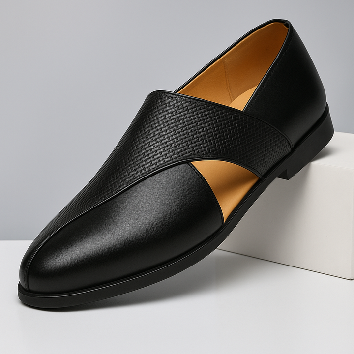 Men's textured slip-on loafers with rounded toe and low heel
