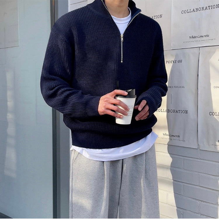 Men's ribbed half-zip sweater with mock neck and long sleeves