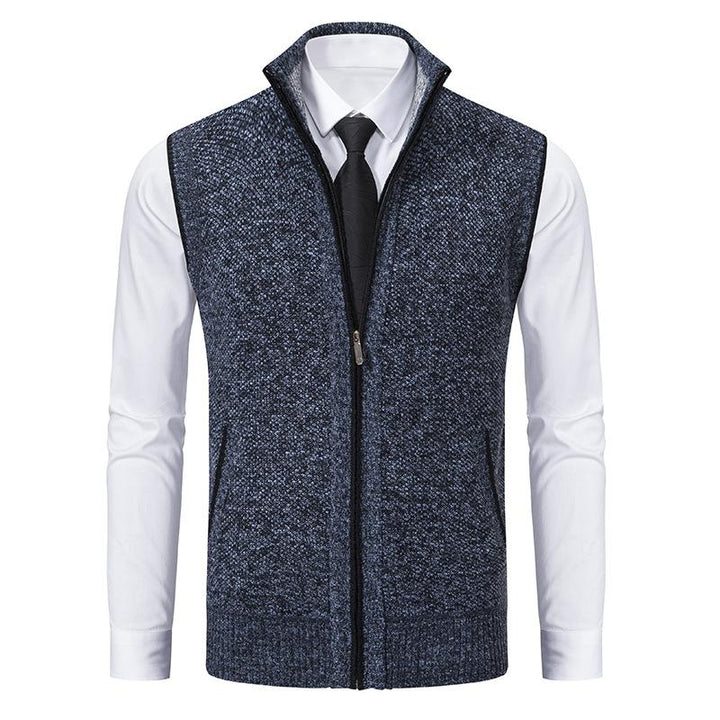 Men's textured sleeveless gilet with stand collar, front zip and zipped pockets
