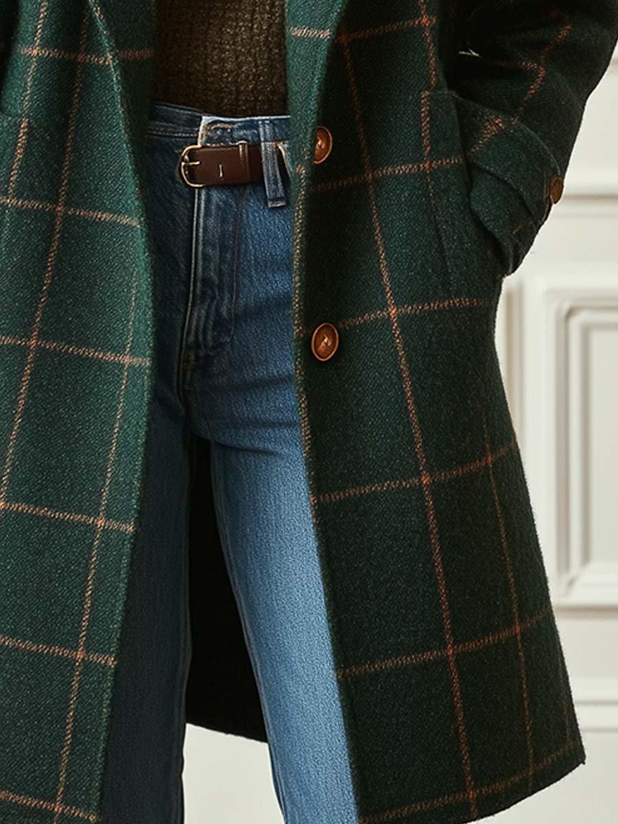 Sofia | Classic Plaid Coat for Women - Image 4