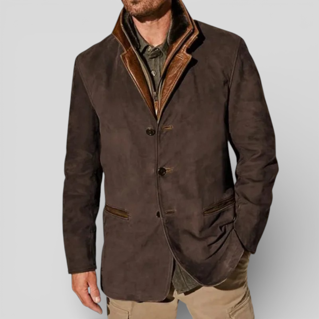 Men's structured lapel coat with button fastening and zipped pockets