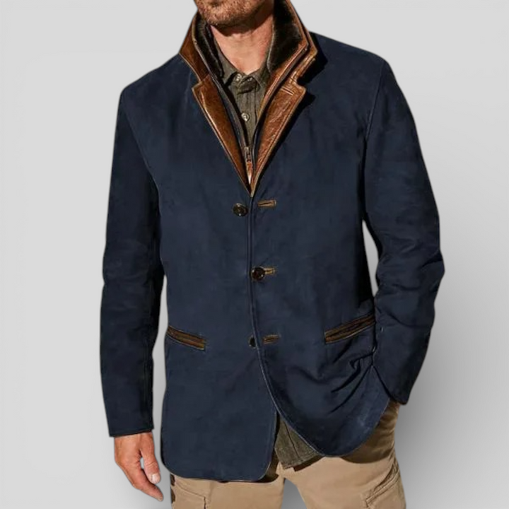 Men's structured lapel coat with button fastening and zipped pockets
