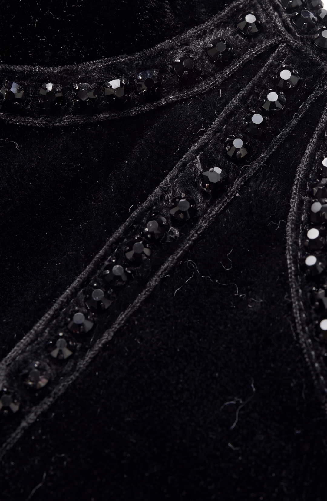 Black short-sleeved T-shirt with a velvet corset-style front panel