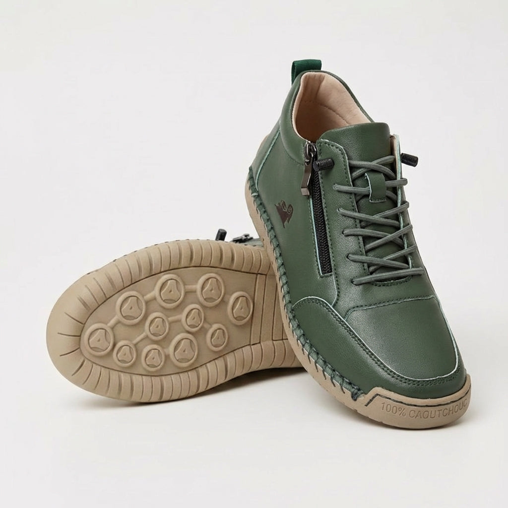 Women's lace-up trainers with side zip and flat textured sole