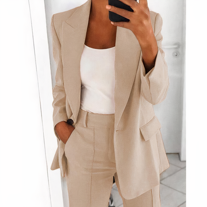 Women's tailored blazer and straight-leg trouser set