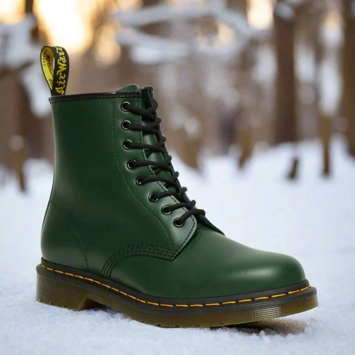 Women's lace-up ankle boot with round toe and lug sole