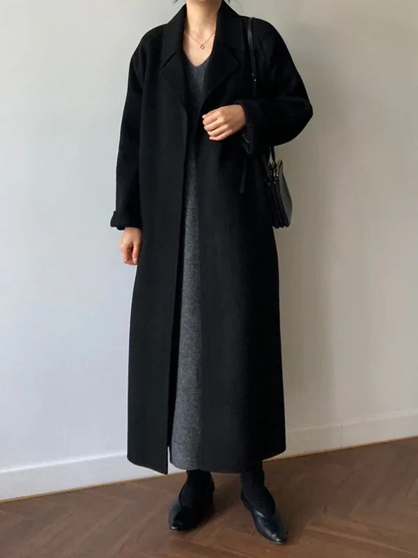 Women's long wrap coat with lapels and waist tie