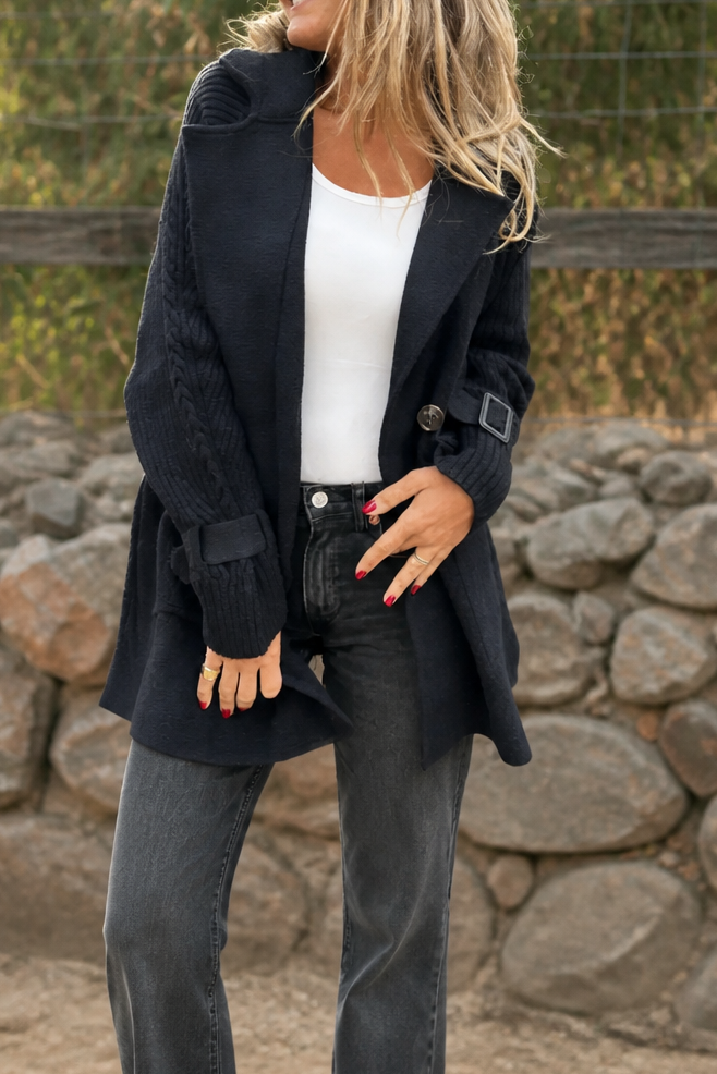Women's longline coat with double-breasted buttons and cable-knit sleeves