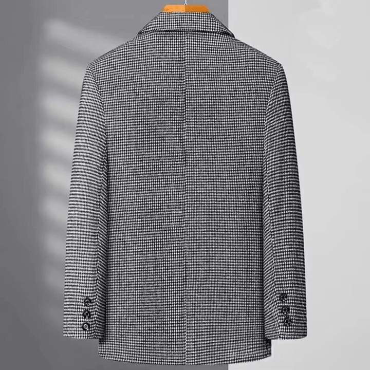 Men's tailored houndstooth blazer with notched lapels and flap pockets