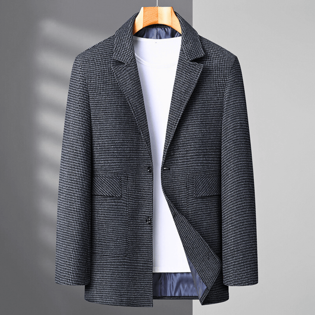 Men's tailored houndstooth blazer with notched lapels and flap pockets