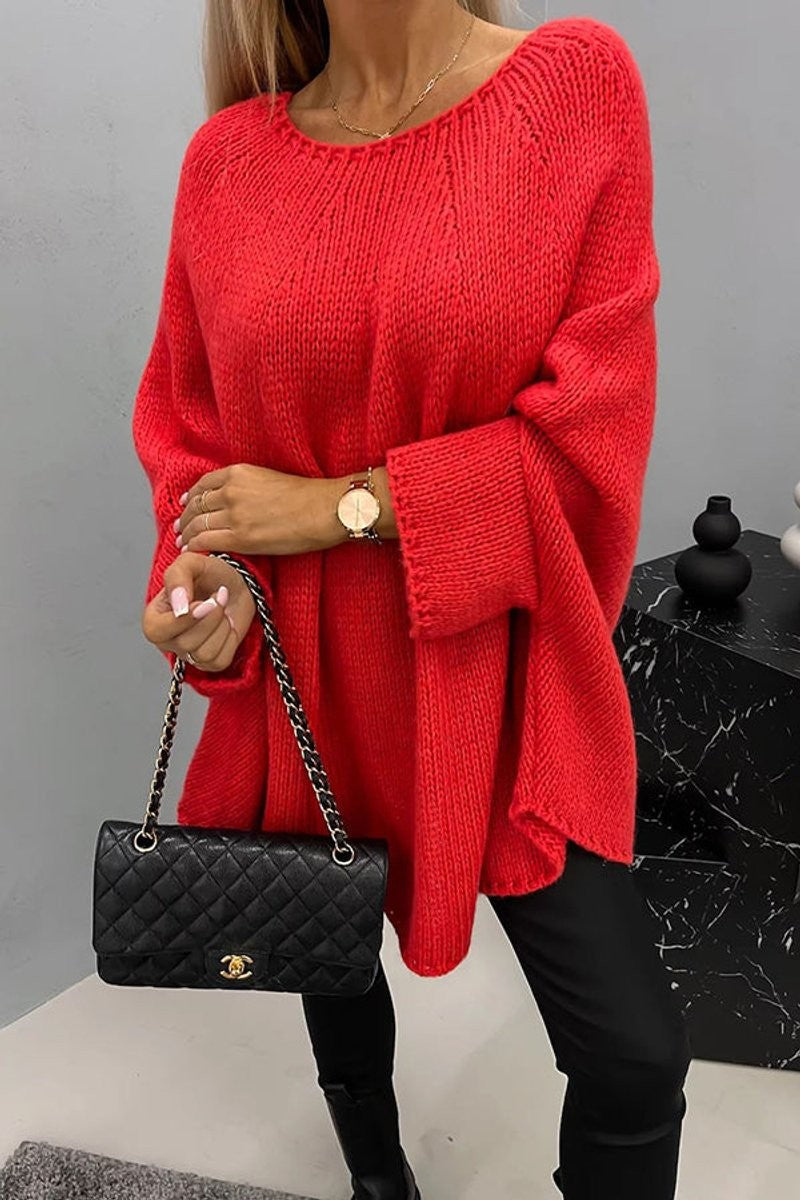 Women's oversized textured sweater with crew neckline and batwing sleeves